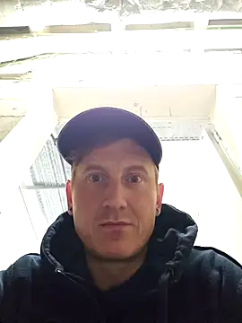 Snapshot of NormalHardDick chatting on 10.07.25 NormalHardDick online show from 10.07.25