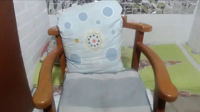 Snapshot of rose-crystal chatting on 01.10.26 rose-crystal online show from 01.10.26