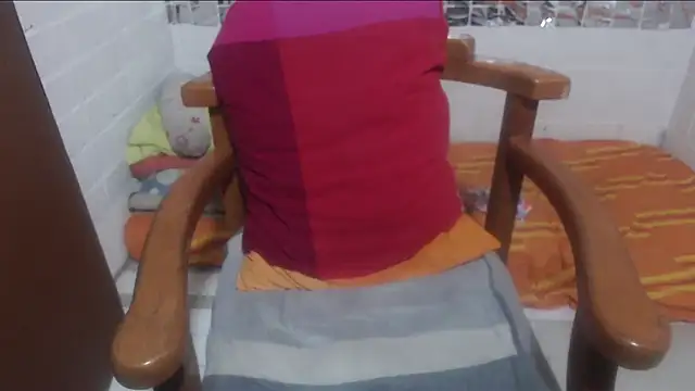 Snapshot of rose-crystal chatting on 02.24.26 rose-crystal online show from 02.24.26