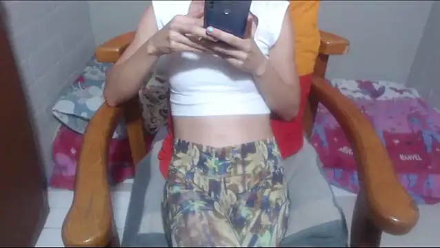 Snapshot of rose-crystal chatting on 03.28.26 rose-crystal online show from 03.28.26