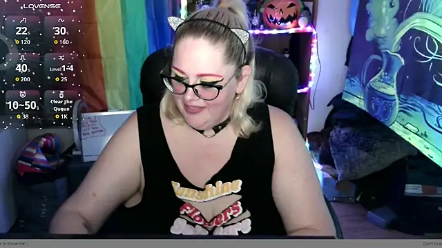 Snapshot of Kinky_Witch chatting on 06.20.26 Kinky Witch online show from 06.20.26