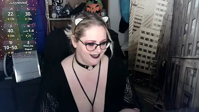 Snapshot of Kinky_Witch chatting on 07.16.26 Kinky Witch online show from 07.16.26
