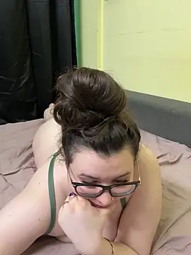 Snapshot of HaleyAyush chatting on 02.15.26 HaleyAyush online show from 02.15.26