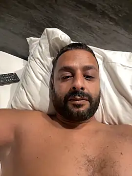 Snapshot of anaahmed30 chatting on 12.04.25 anaahmed30 online show from 12.04.25