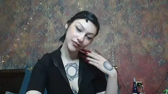 Snapshot of Susie_su chatting on 12.04.25 Susie su online show from 12.04.25