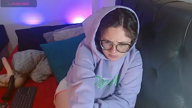 KrystalAdams online show from 09.23.25