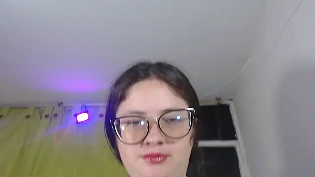 KrystalAdams online show from 06.06.26