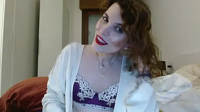 Snapshot of refem9 chatting on 09.23.25 refem9 online show from 09.23.25