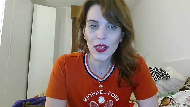 Snapshot of refem9 chatting on 09.26.25 refem9 online show from 09.26.25