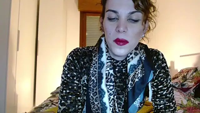 Snapshot of refem9 chatting on 10.09.25 refem9 online show from 10.09.25