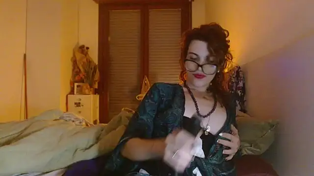 Snapshot of refem9 chatting on 11.03.25 refem9 online show from 11.03.25