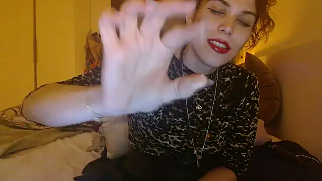 Snapshot of refem9 chatting on 11.10.25 refem9 online show from 11.10.25