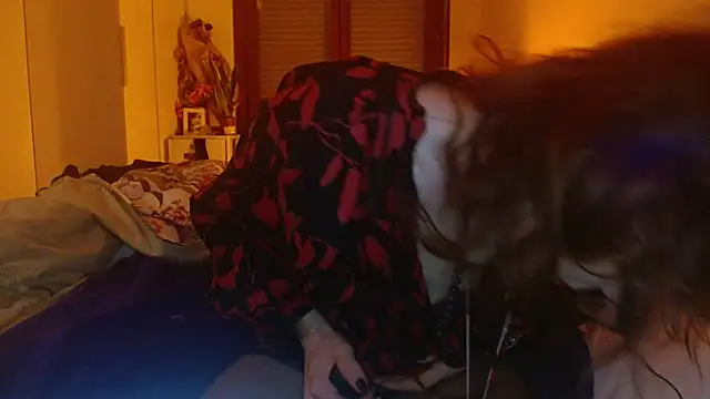 Snapshot of refem9 chatting on 11.11.25 refem9 online show from 11.11.25