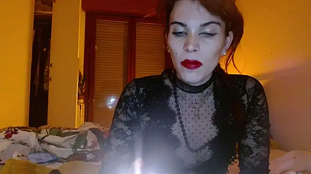 Snapshot of refem9 chatting on 11.21.25 refem9 online show from 11.21.25