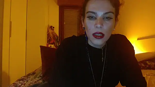 Snapshot of refem9 chatting on 12.01.25 refem9 online show from 12.01.25