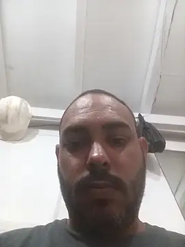 Snapshot of jfgustavo001 chatting on 03.11.26 jfgustavo001 online show from 03.11.26