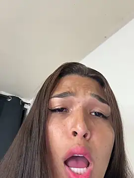 love megann online show from 11.05.25