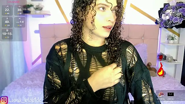 Luna blackk online show from 11.25.25