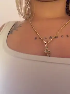 Snapshot of Becca_Johnson_u chatting on 02.10.26 Becca Johnson u online show from 02.10.26