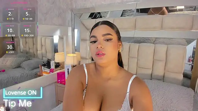 VICTORIAGRAYS online show from 09.26.25