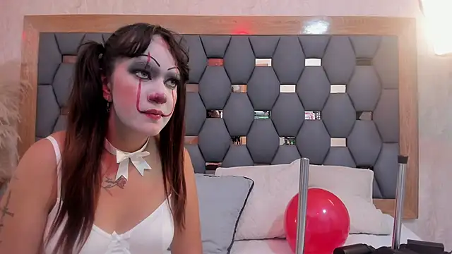 Snapshot of juliette_pretty_ chatting on 10.17.25 juliette pretty online show from 10.17.25