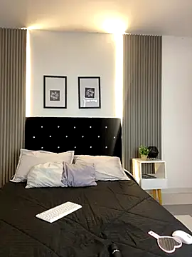 Snapshot of ashlycarteer chatting on 09.17.25 ashlycarteer online show from 09.17.25