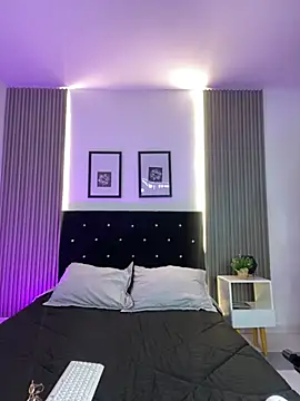 Snapshot of ashlycarteer chatting on 10.02.25 ashlycarteer online show from 10.02.25