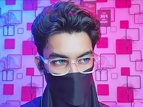 ChiseledCharm online show from 10.09.25