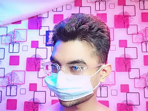 ChiseledCharm online show from 11.03.25