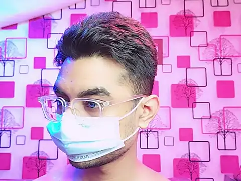 ChiseledCharm online show from 11.04.25