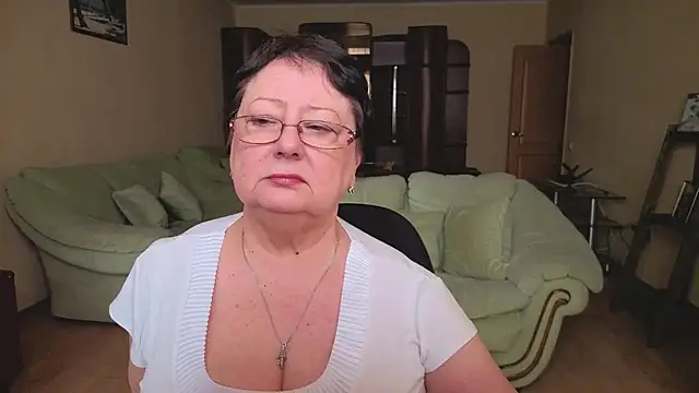 Margo Moll online show from 03.04.26