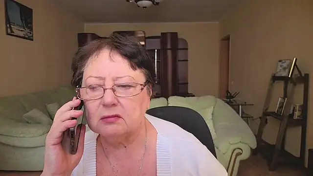 Margo Moll online show from 03.15.26