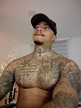 Snapshot of David_tatto1 chatting on 09.23.25 David tatto1 online show from 09.23.25