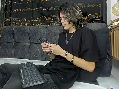 Diamond twink online show from 02.14.26