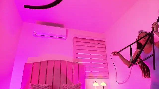 Snapshot of celeste_moonx chatting on 10.29.25 celeste moonx online show from 10.29.25