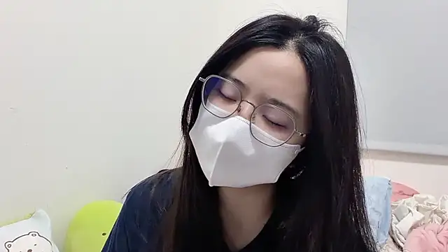 LHeart online show from 04.28.26