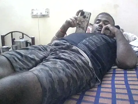 sree4143 online show from 11.27.25