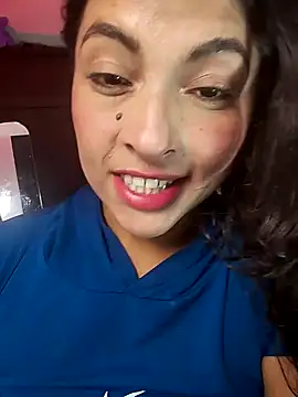 Fox Roxxan online show from 10.05.25