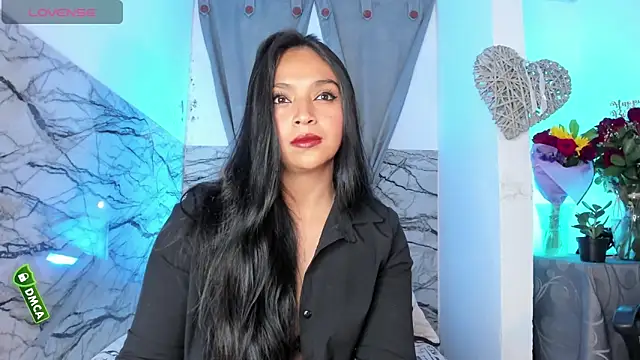 Snapshot of fanEmy chatting on 10.28.25 fanEmy online show from 10.28.25