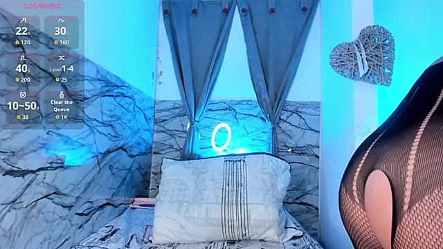 Snapshot of fanEmy chatting on 11.08.25 fanEmy online show from 11.08.25