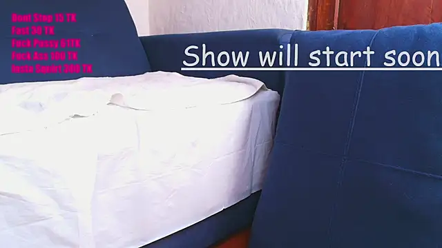 couplelove543 online show from 10.20.25