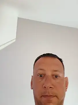Alessio1987 online show from 06.10.26