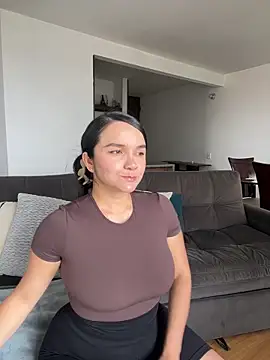 Snapshot of Nova_Gabriela chatting on 10.20.25 Nova Gabriela online show from 10.20.25