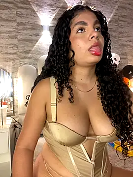 Yassy vazquez online show from 10.19.25