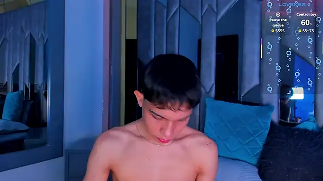 Sebax Young online show from 05.10.26