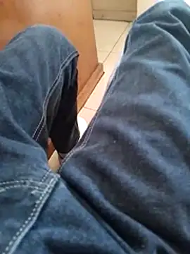 Snapshot of 92donis chatting on 10.23.25 92donis online show from 10.23.25