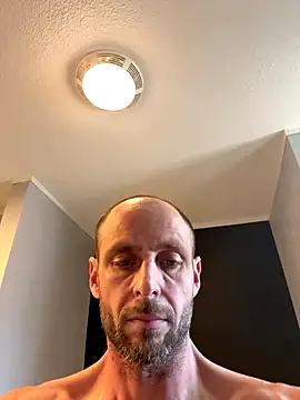 Snapshot of TheGrudge206 chatting on 12.21.25 TheGrudge206 online show from 12.21.25