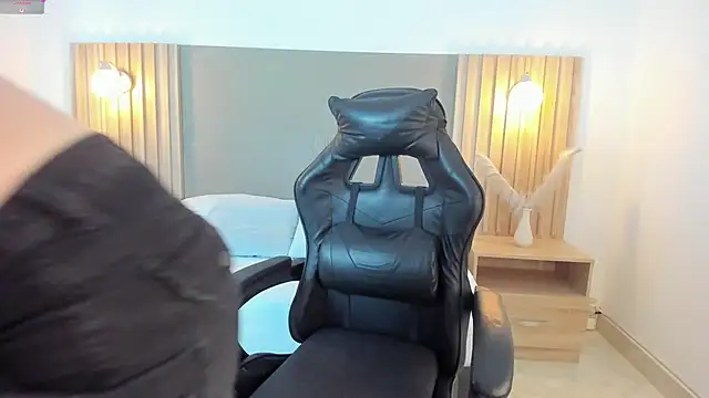 emma fhox online show from 09.27.25