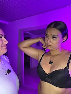nicolexxaleja online show from 04.25.26