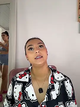 nicolexxaleja online show from 04.28.26